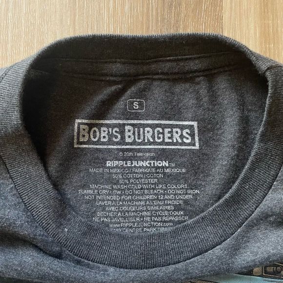 Bobs Burgers Food Truck Ripple Junction Short Sleeve T-Shirt Gray Small - Picture 3 of 4